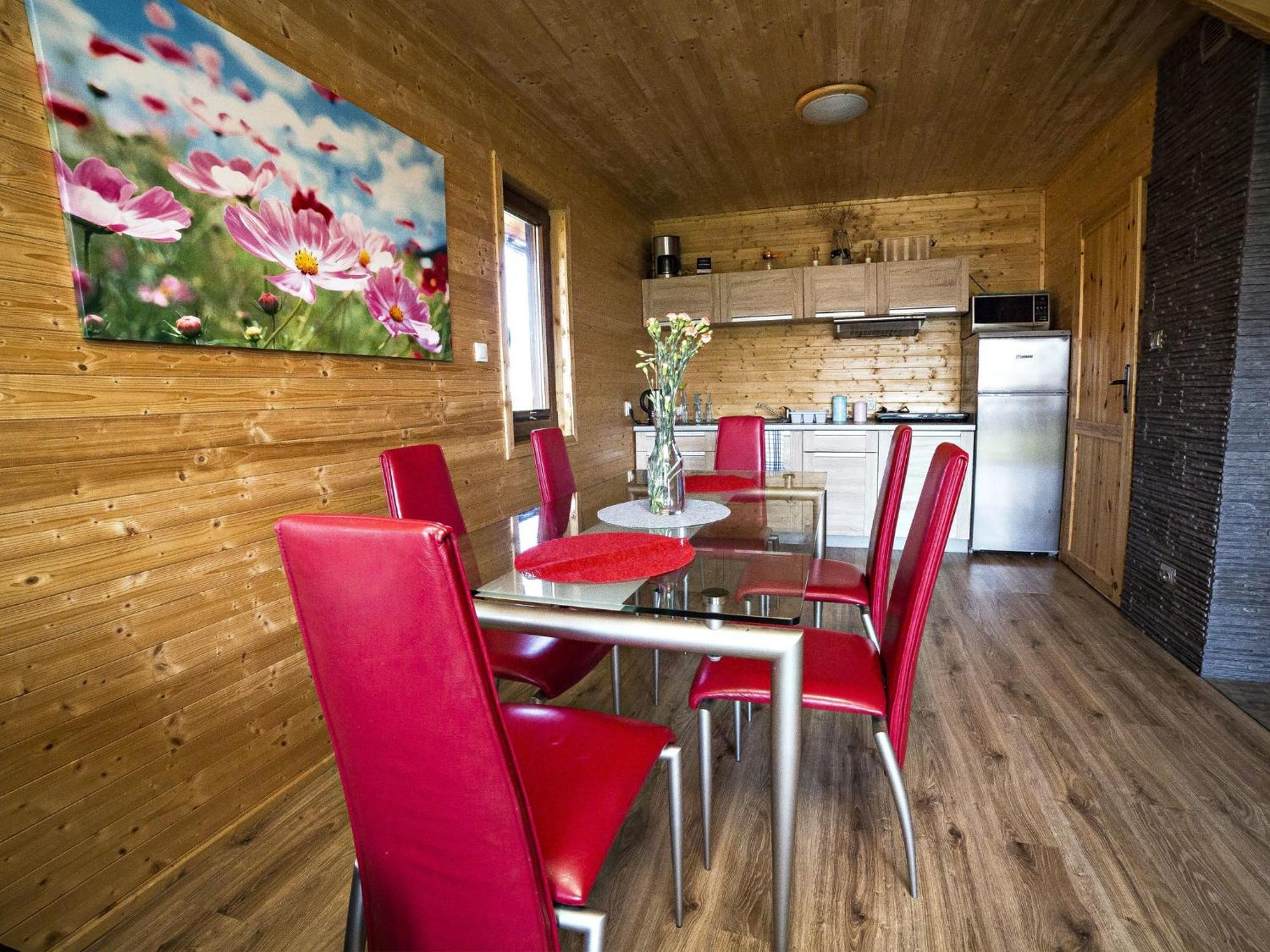 Sea View Holiday Home In Mielno With Balcony Bagian luar foto